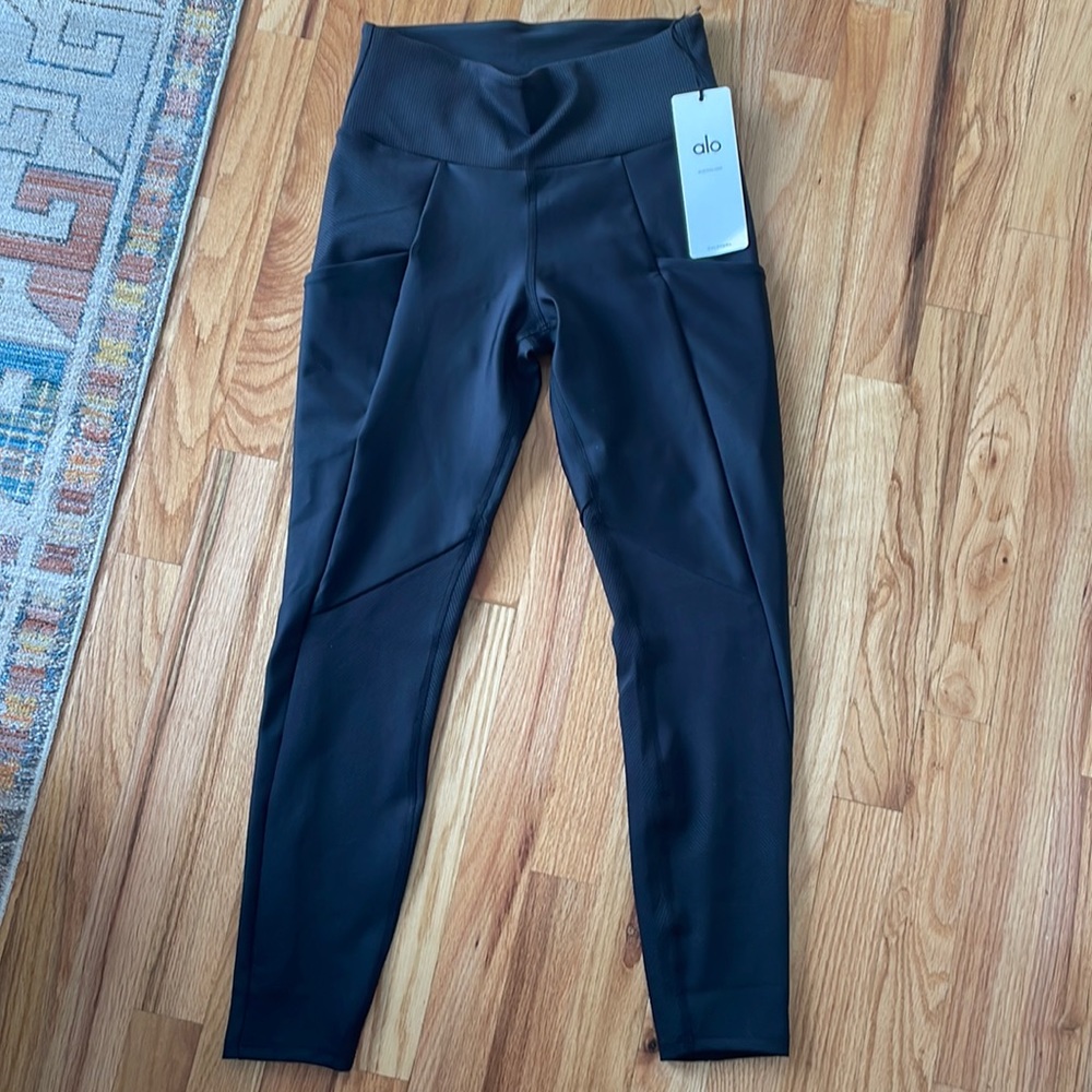 ALO Yoga Airlift Ribbed High-Waist 7/8 Enchanted Legging NWT